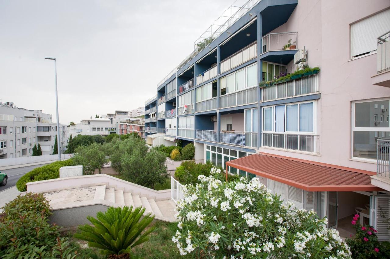 Deluxe Beach Apartments Renata Split Exterior photo