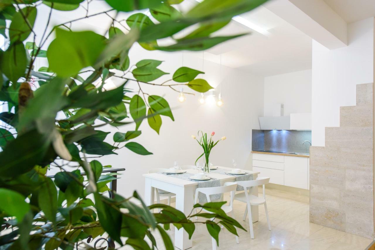 Deluxe Beach Apartments Renata Split Exterior photo